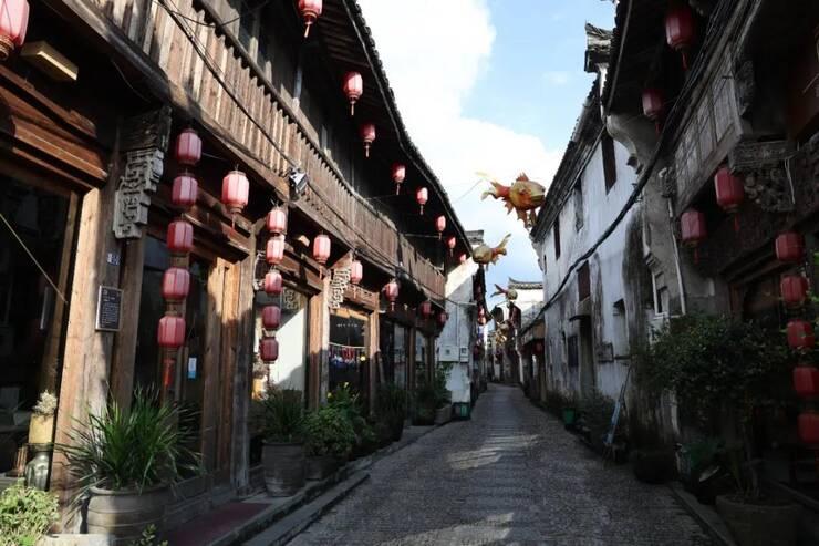 《狗剩快跑》狗剩会武功吗?